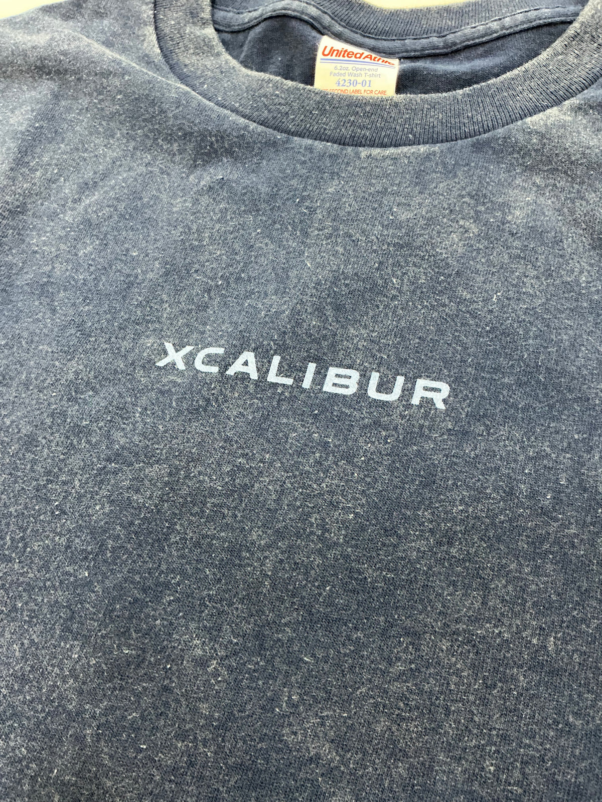 XCALIBUR ELEMENTS LOGO TEE(ネイビー)